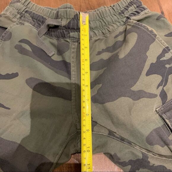 ARITZIA TNA Twin Falls camo cargo jogger pants size XS - Picture 14 of 15